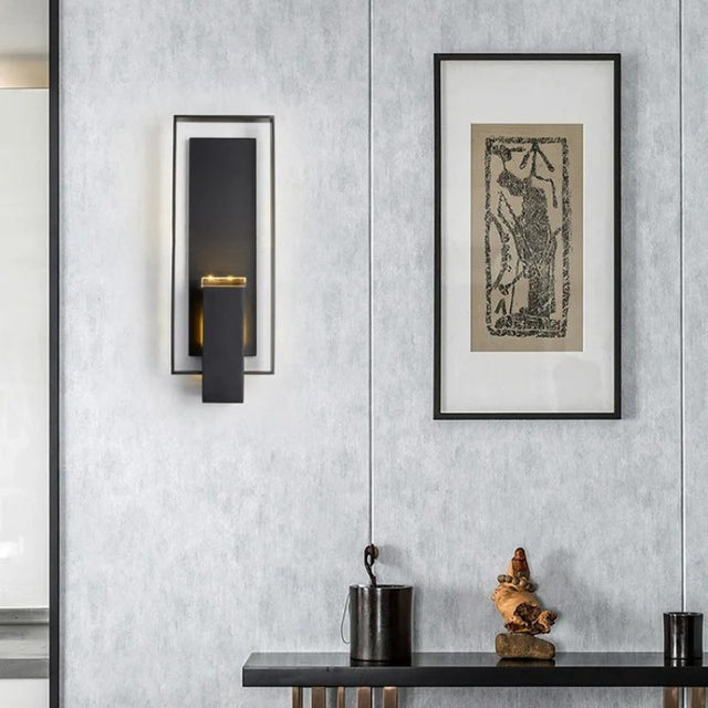 Rosso Wall Lamp