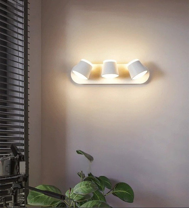 Seraph Wall Lamp