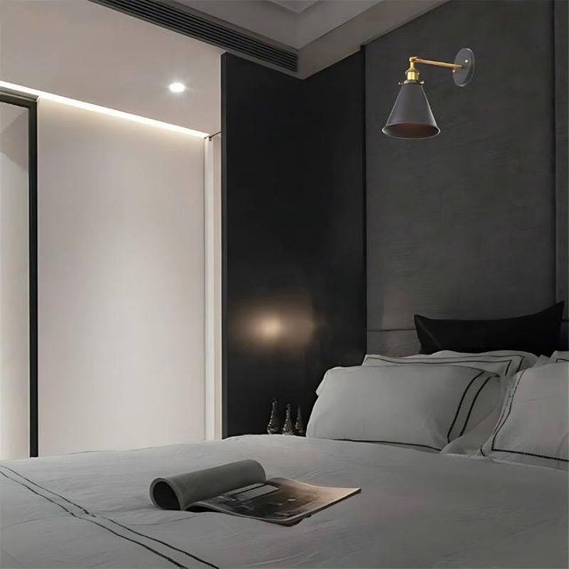 Singö Wall Lamp