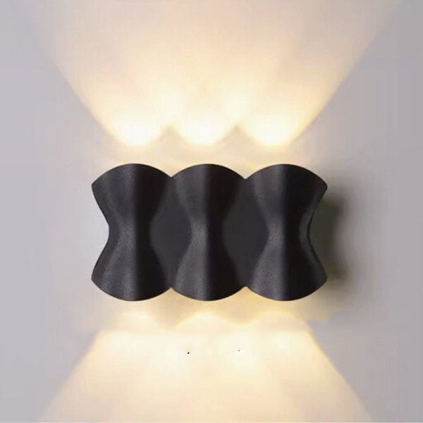 Eos Outdoor Wall Lamp