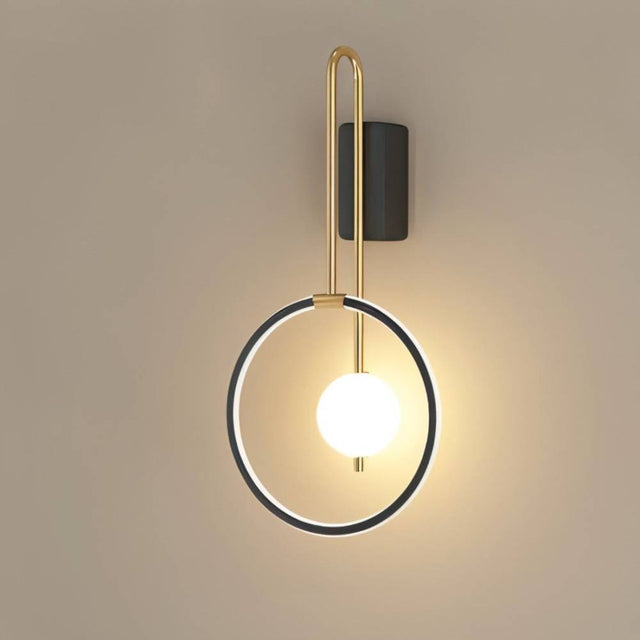 Crocy Wall Lamp