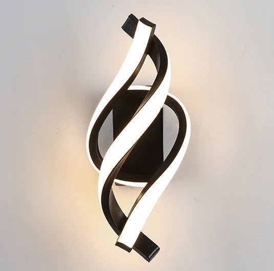 Alba Wall Lamp