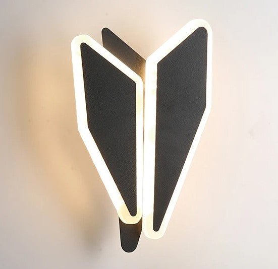 Alba Wall Lamp