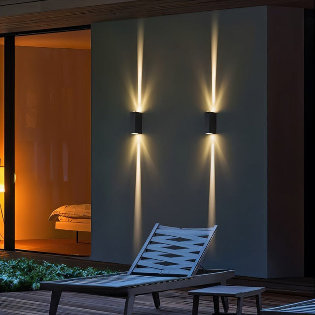 Stem Wall Lamp