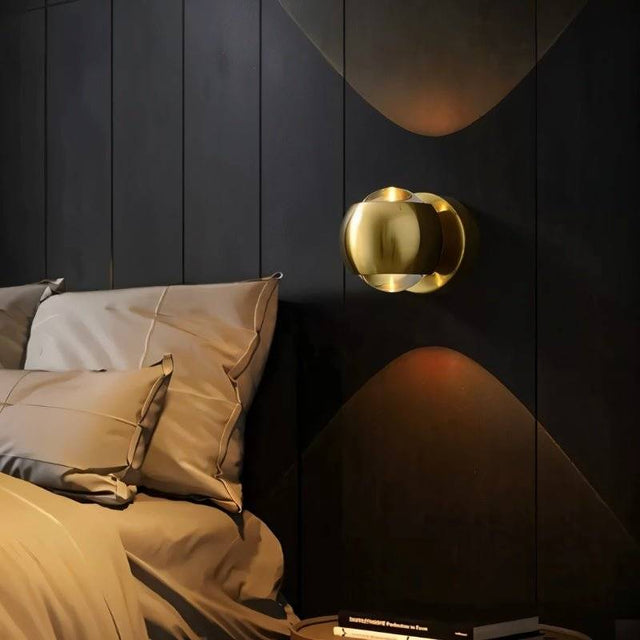Scoria Wall Lamp