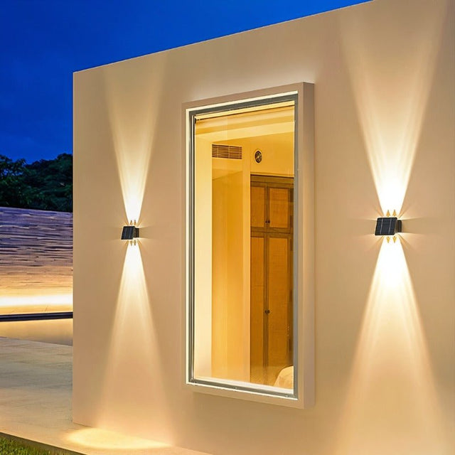 Eidi Wall Lamp
