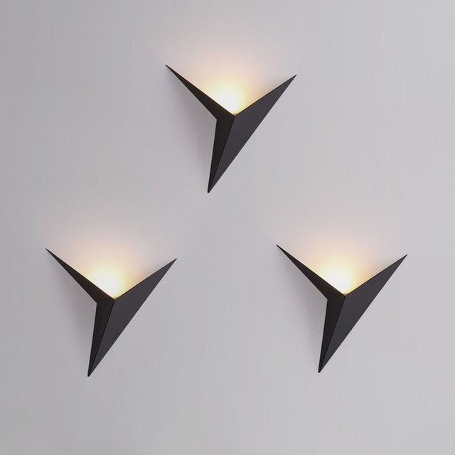 Elio Wall Lamp