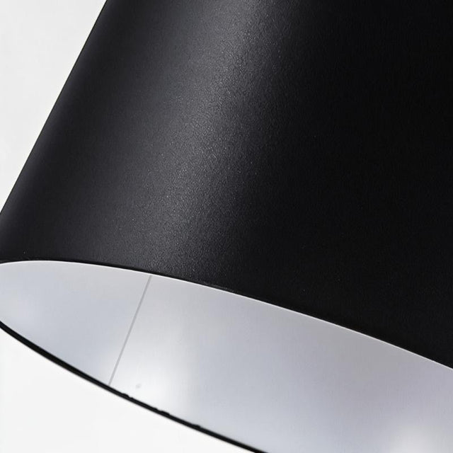 Areuse Floor Lamp