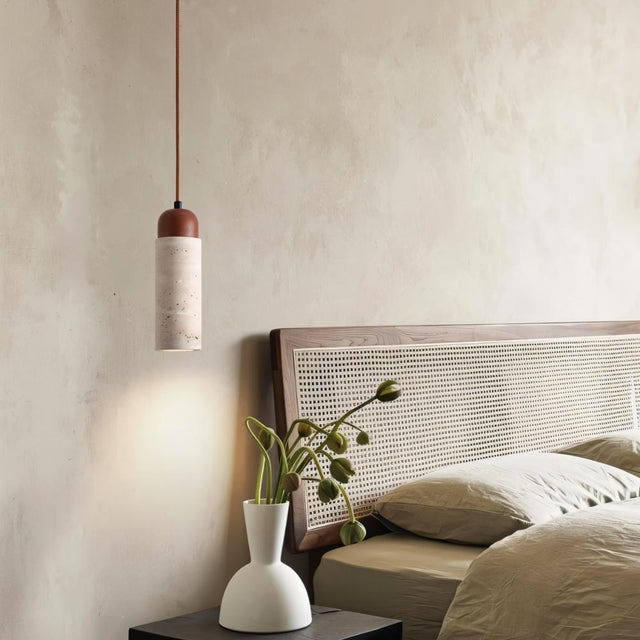 Venge Pendant Light
