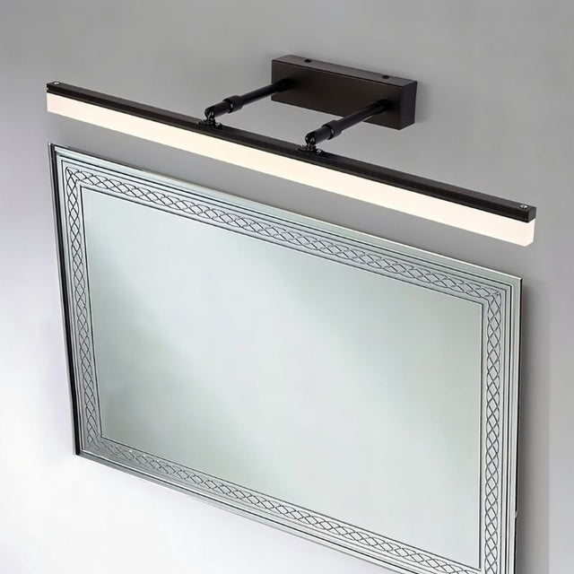 Tartas Wall Lamp