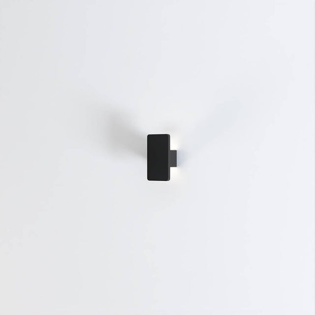Odemis Wall Lamp