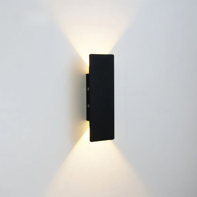 Vidja Wall Lamp