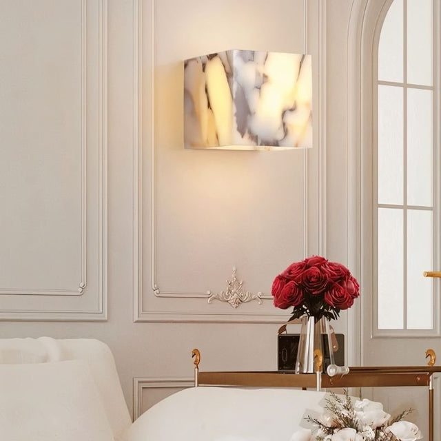 Santenay Wall Lamp