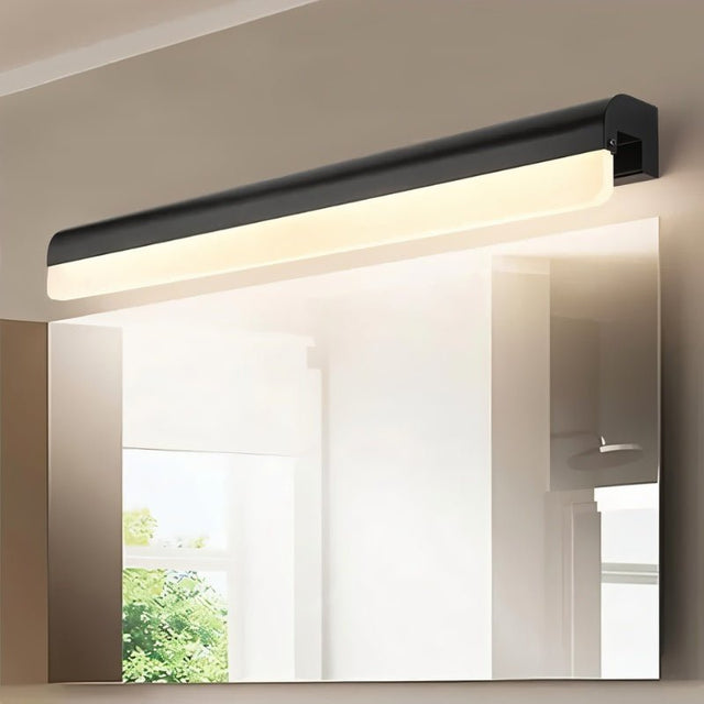 Soustons Wall Lamp