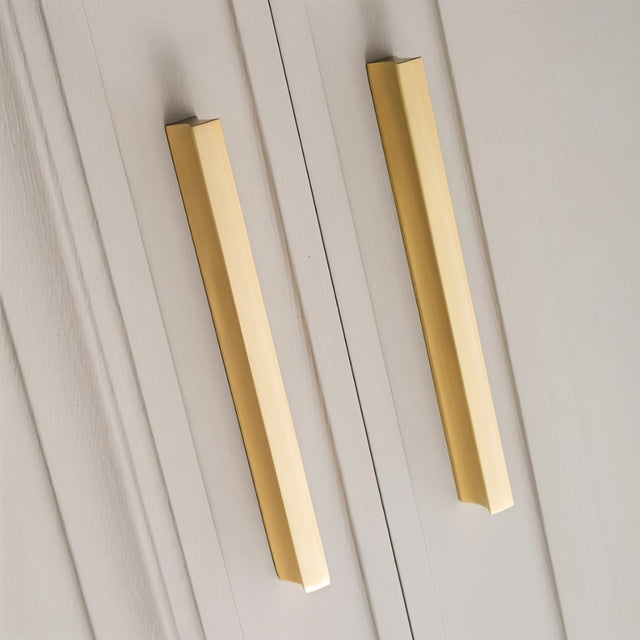 Douvres Pull Bar