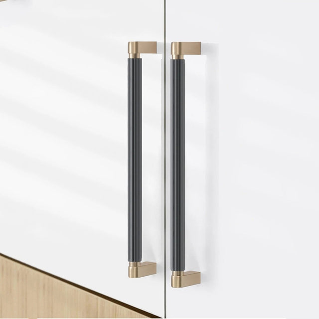 Austevoll Pull Bar
