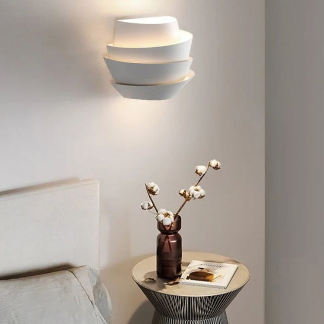 Reil Wall Lamp