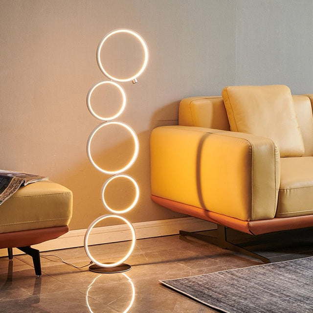 Circlet Floor Lamp