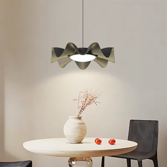 Gorum Pendant Light