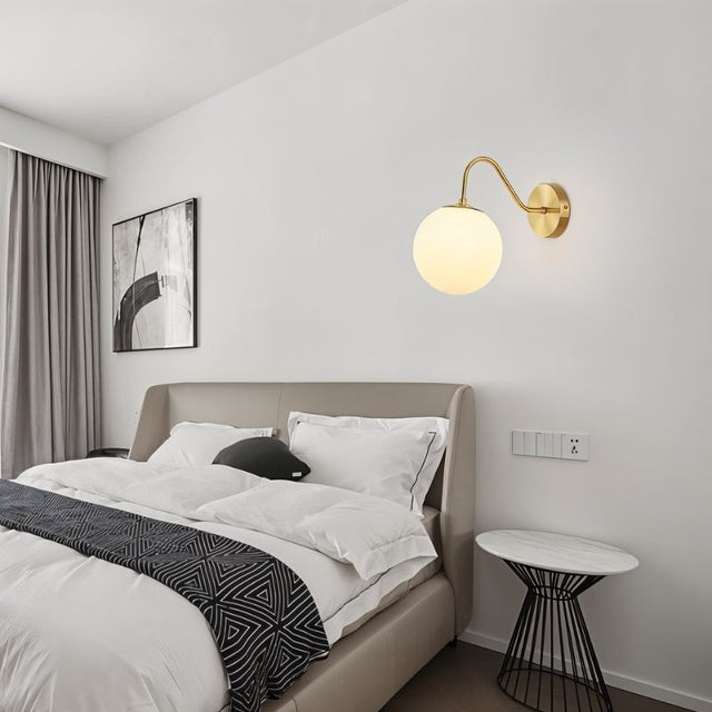 Aspo Wall Lamp