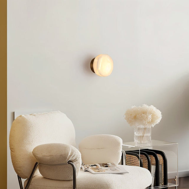 Cauvicourt Wall Lamp