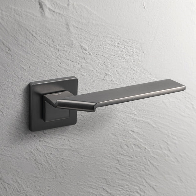 Space Folding Bedroom Door Handle with Lock - Level Decor