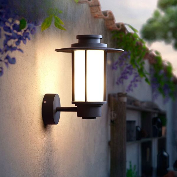Aurara Outdoor Wall Lamp