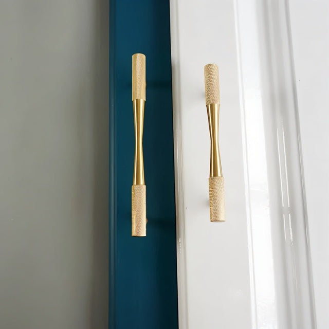 Partinico Pull Bar