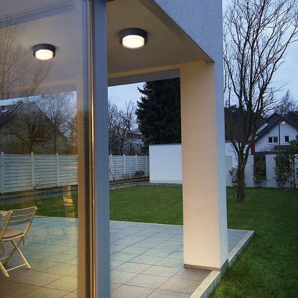 Phos Outdoor Wall Lamp