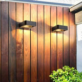 Flekkeroy Wall Lamp