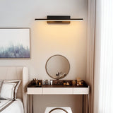 Luff Wall Lamp
