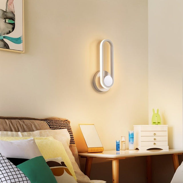 Luff Wall Lamp