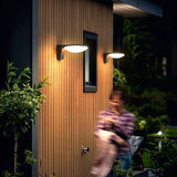Arthur Outdoor Wall Lamp