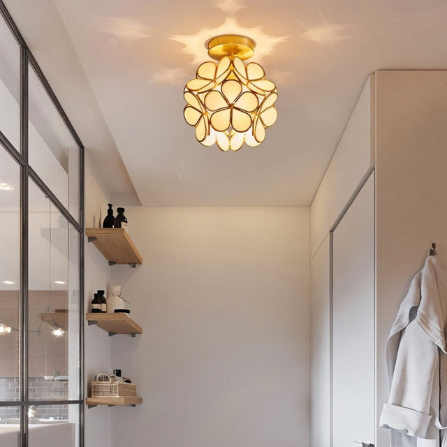 Yllas Ceiling Light