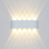 Erlöschen Wall Lamp - White - 10.6" x 3.1" x 1.6" / 27cm x 8cm x 4cm - 10W / Warm White (2700-3500K) - Level Decor