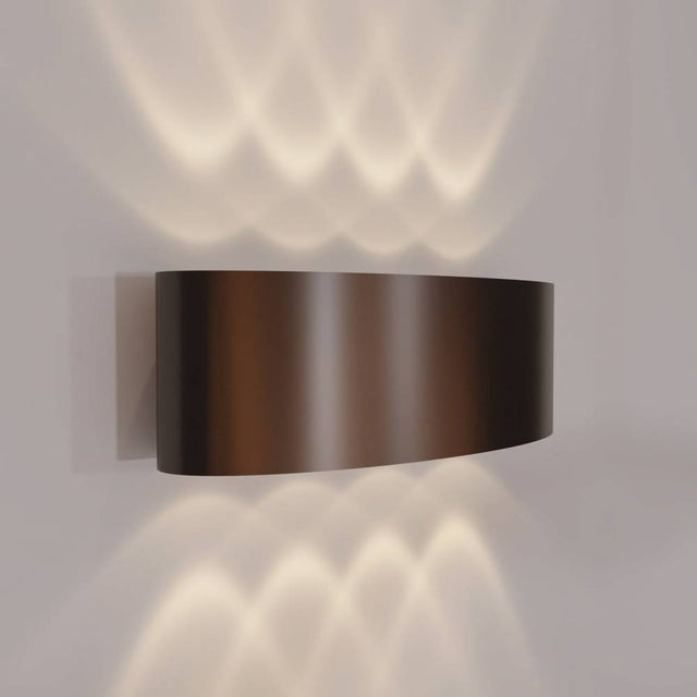Prow Wall Lamp