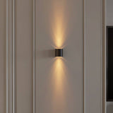 Prow Wall Lamp