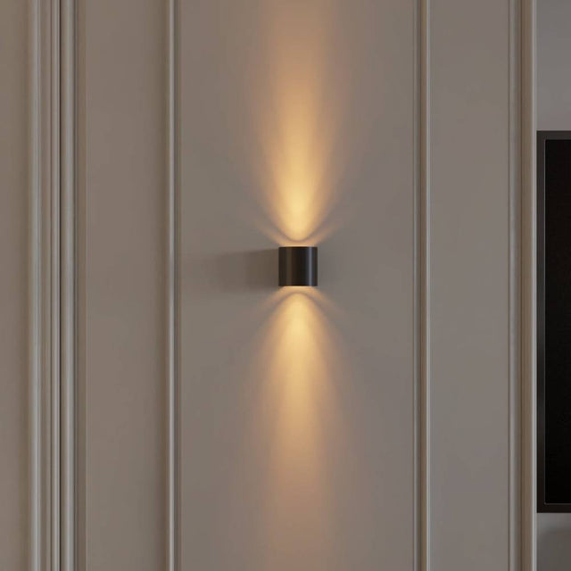 Prow Wall Lamp