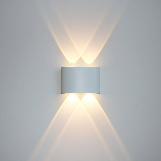Erlöschen Wall Lamp - White - 4.7" x 3.1" x 1.6" / 12cm x 8cm x 4cm - 4W / Warm White (2700-3500K) - Level Decor