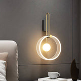 Crocy Wall Lamp