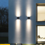 Stella Outdoor Wall Lamp