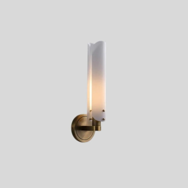 Cintheaux Wall Lamp