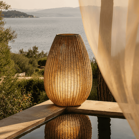 Carbonia Floor Lamp