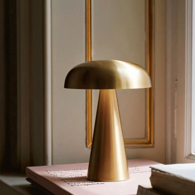 Tynningo Table Lamp