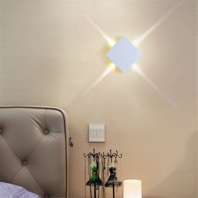 Stem Wall Lamp