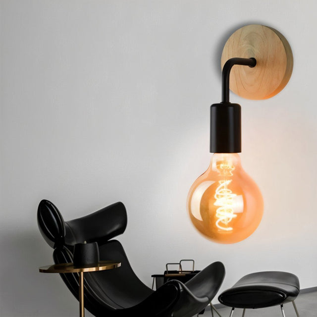 Langeness Wall Lamp