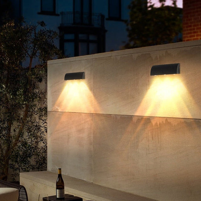 Elias Outdoor Wall Lamp