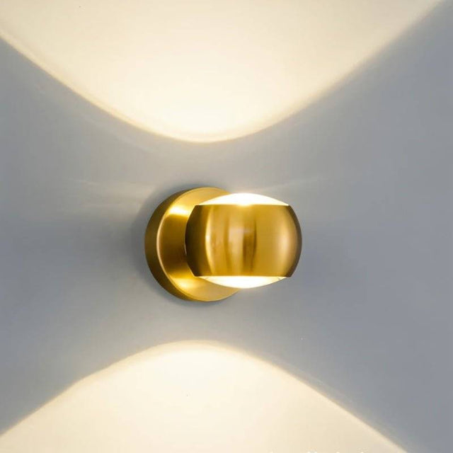 Scoria Wall Lamp