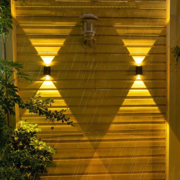 Emmanuelle Outdoor Wall Lamp