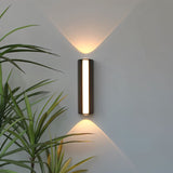 Fitjar Wall Lamp